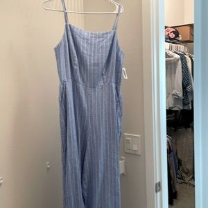 Old navy jumpsuit NWT size large
